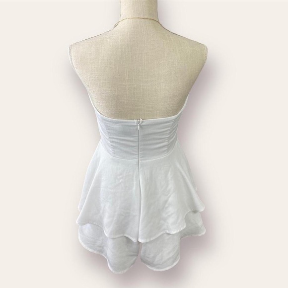 ✨🤍 Princess Polly Romper 🤍✨ - Picture 6 of 8